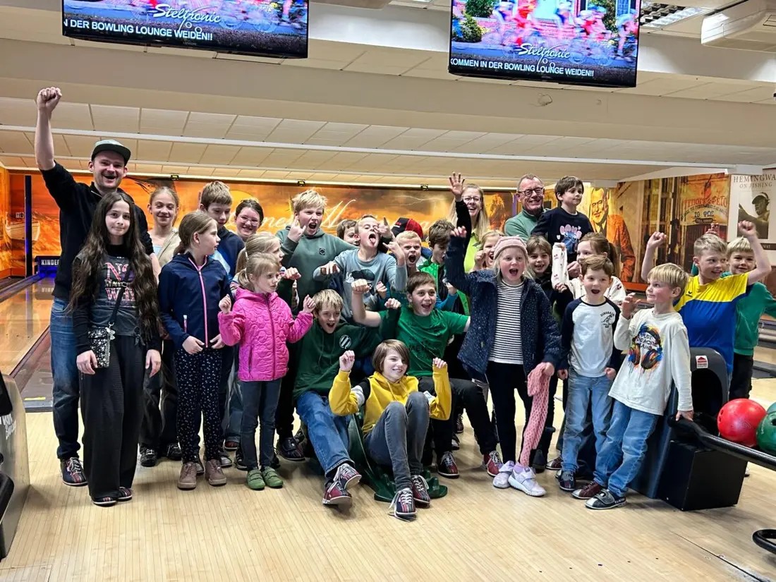 Jährlicher Bowlingspaß begeistert in Kohlberg